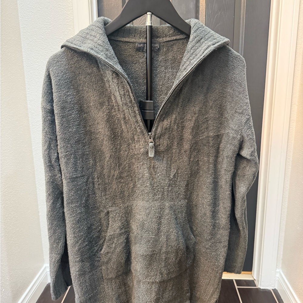 Barefoot Dreams Men's Zip-Neck Sweater Hoodie in Charcoal Gray